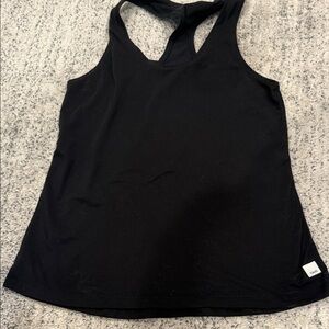Vuori fitted black tank top